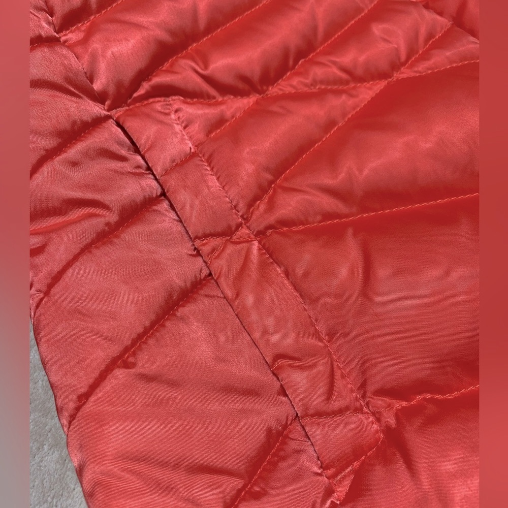 The North Face Puffer Coat - Picture 7 of 13